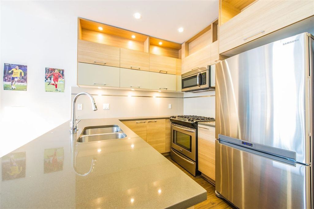 listing image 1108994841144261861