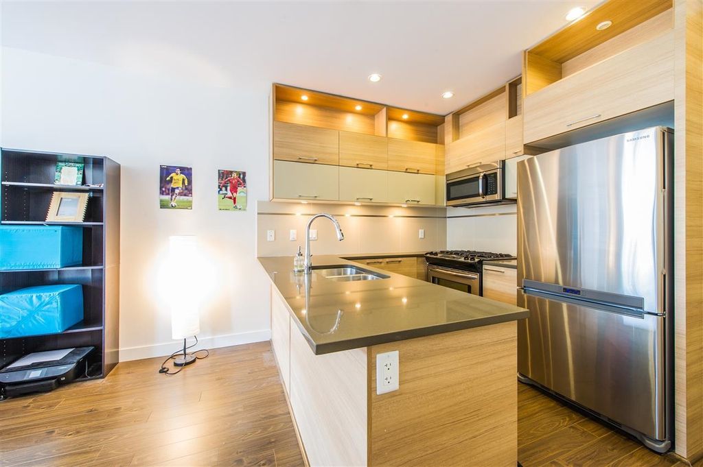 listing image 1103733358430721625
