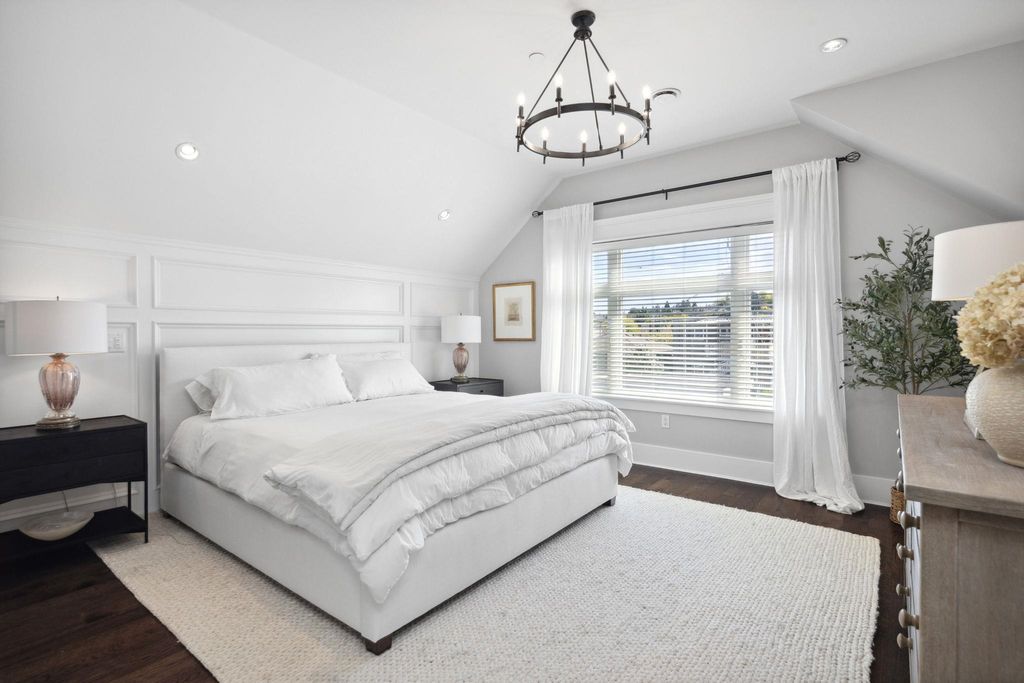 listing image 1105135249176549033