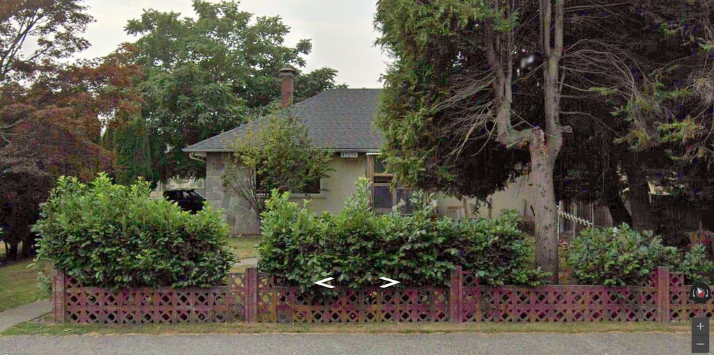 Photo of 45656 Wellington Avenue, Chilliwack, BC V2P 2E6 (MLS # R3166550)