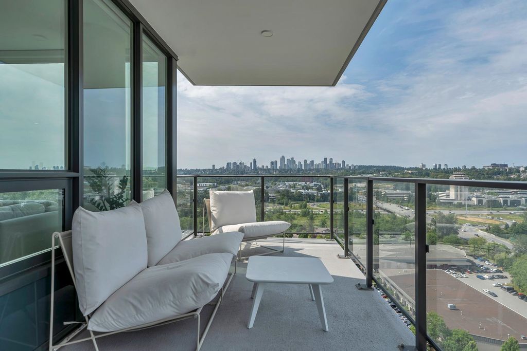 listing image 1109358087589816310