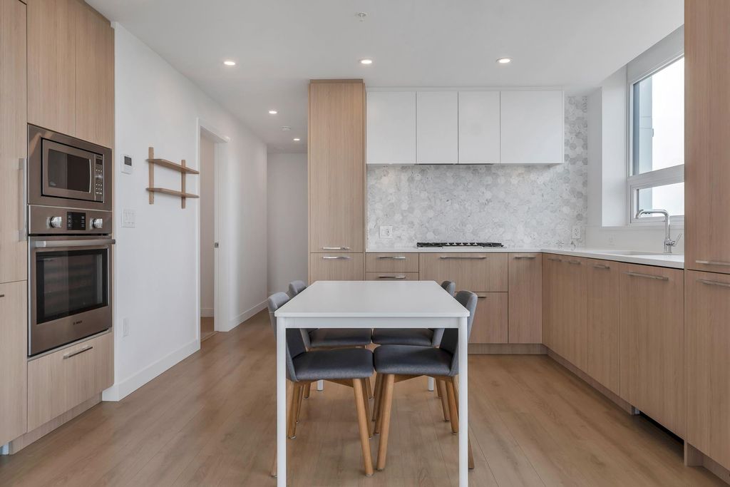 listing image 1104736551342547306