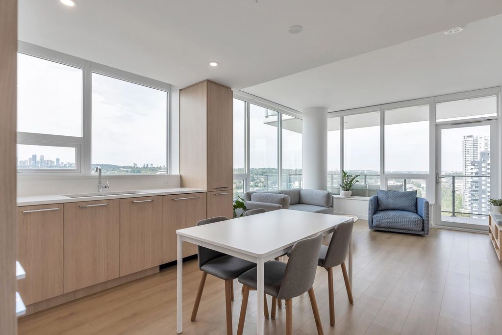 listing image 1108573276467401975