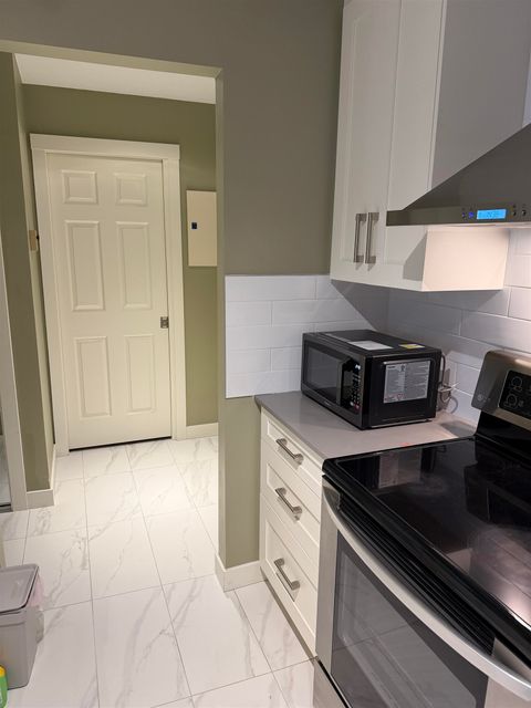 7480 St. Albans Road 328 Richmond BC V6Y 2K6