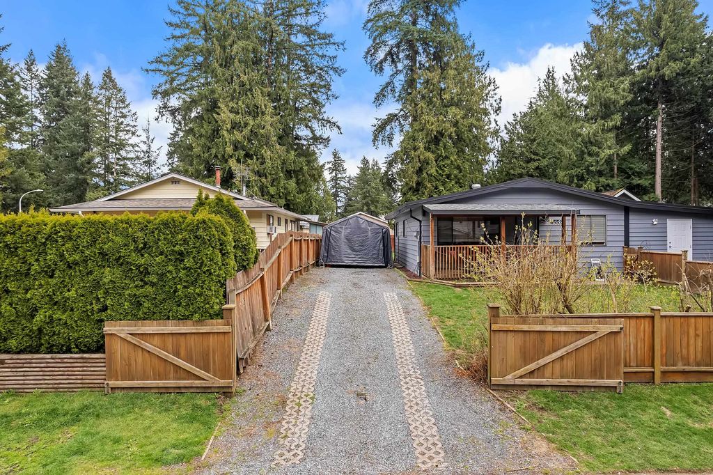 Photo of 4552 200a Street, Langley, BC V3A 6J7 (MLS # R3124704)