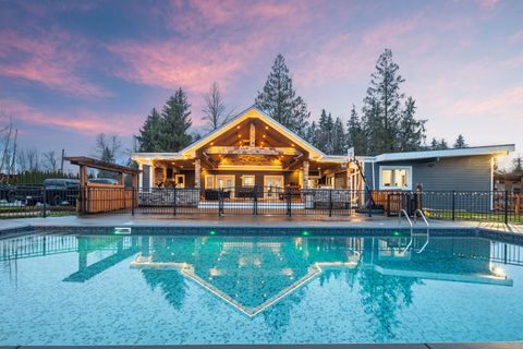 21298 36 Avenue Langley BC V3A 8N6