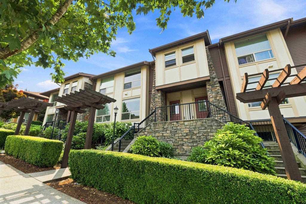 Photo of 10550 248 Street #3, Maple Ridge, BC V2W 0H9 (MLS # R3153104)