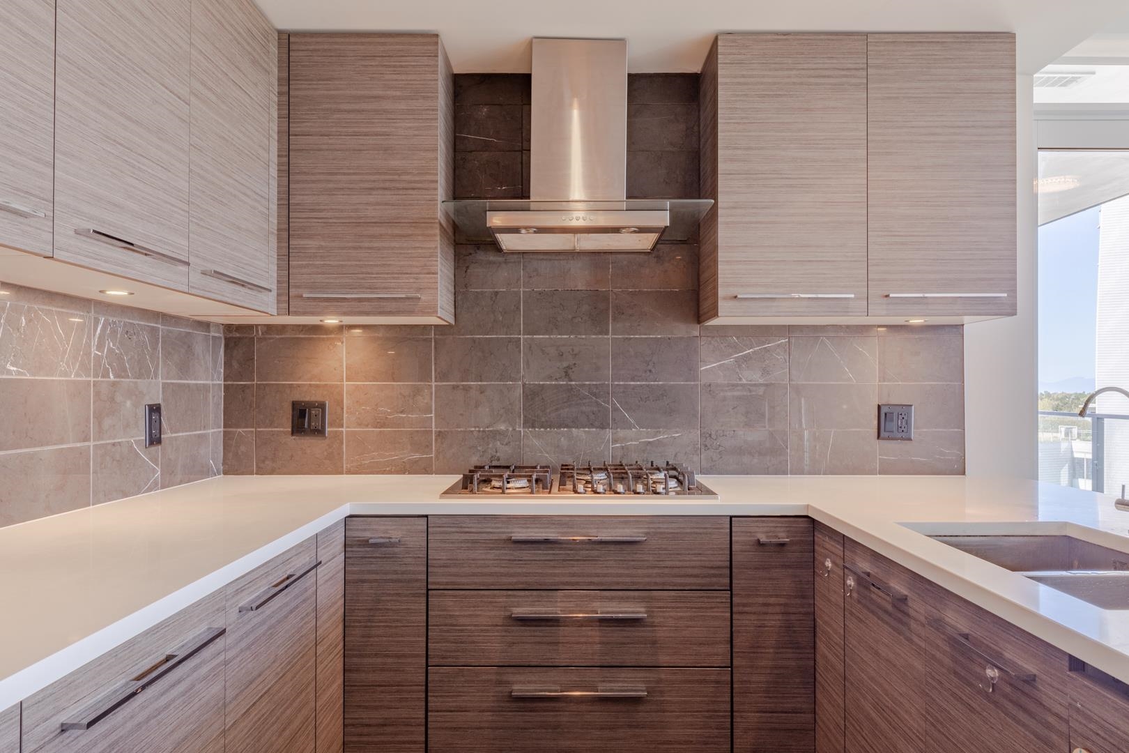 7468 Lansdowne Road 902