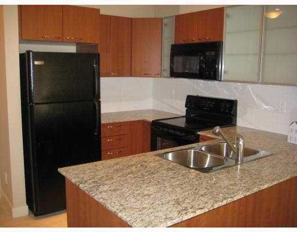 listing image 1104254948102293171