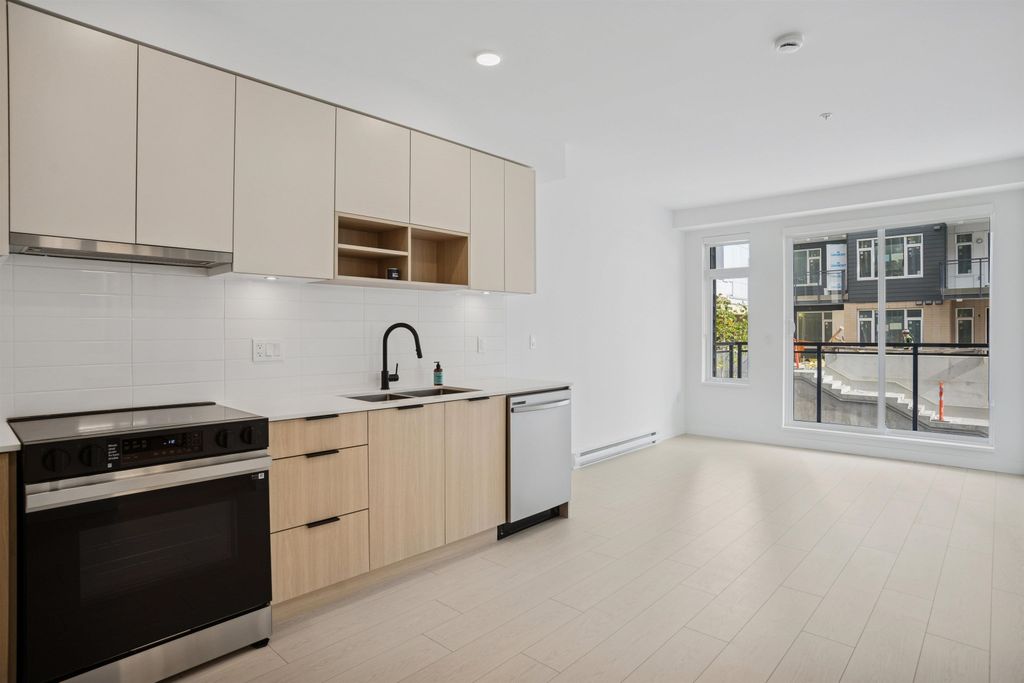 listing image 1103298217945206739