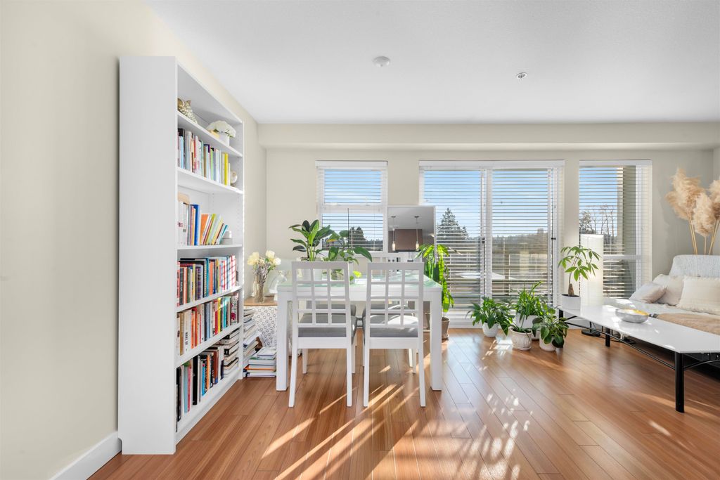 listing image 1108194695157808582