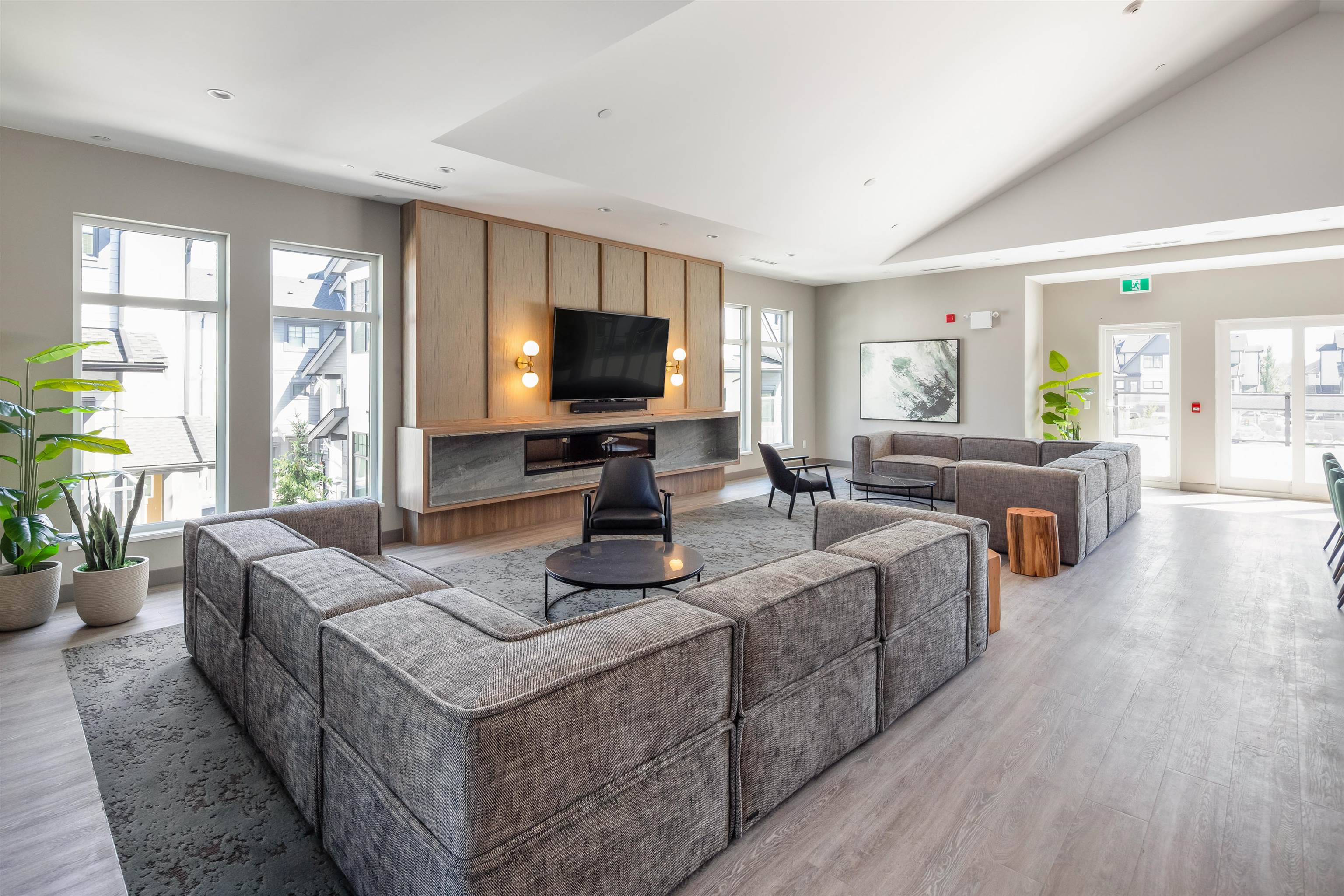 19451 Sutton Avenue 113