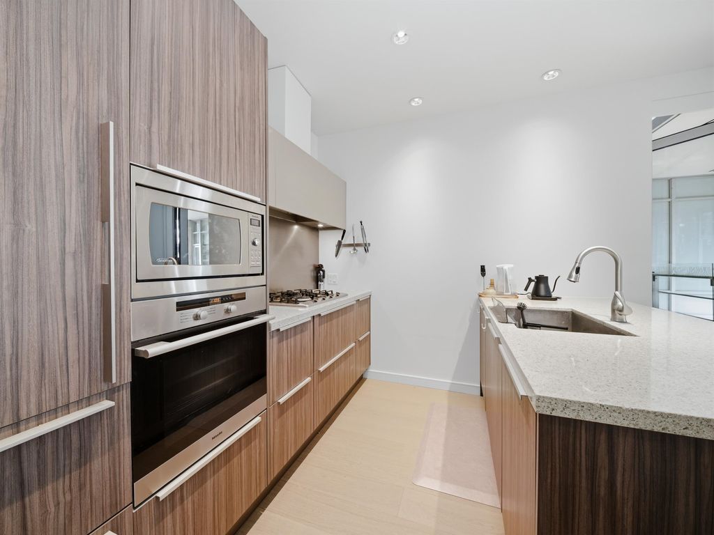 listing image 1108986745908287068
