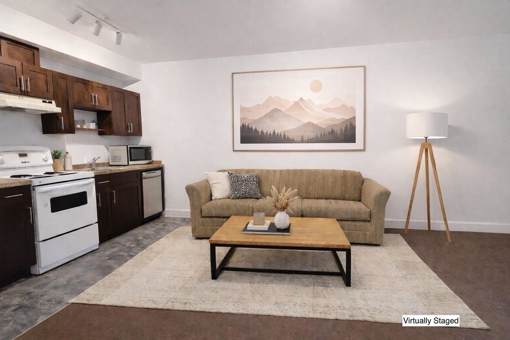 listing image 1100437337943310181