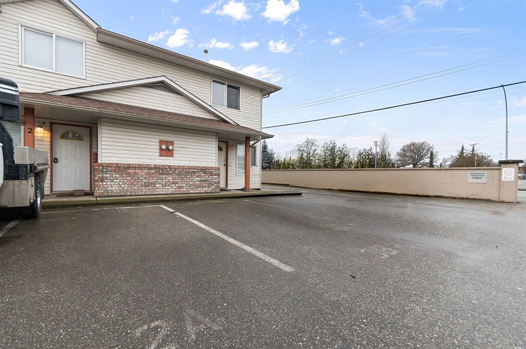 Photo of 9206 Corbould Street #1, Chilliwack, BC V2P 4A5 (MLS # R3149357)