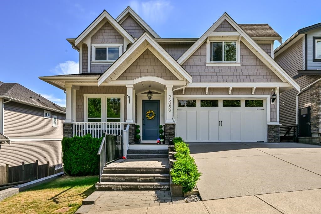 Photo of 23066 135 Avenue, Maple Ridge, BC V4R 0E6 (MLS # R3138434)