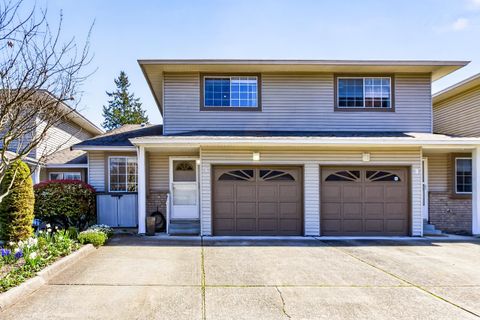 19270 119 Avenue 8 Pitt Meadows BC V3Y 2J8