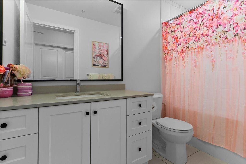 listing image 1102086620859477407