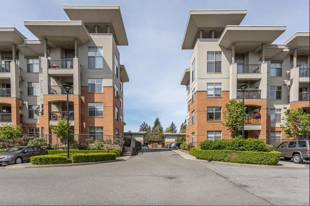 Photo of 33546 Holland Avenue #301, Abbotsford, BC V2S 0C1 (MLS # R3123931)