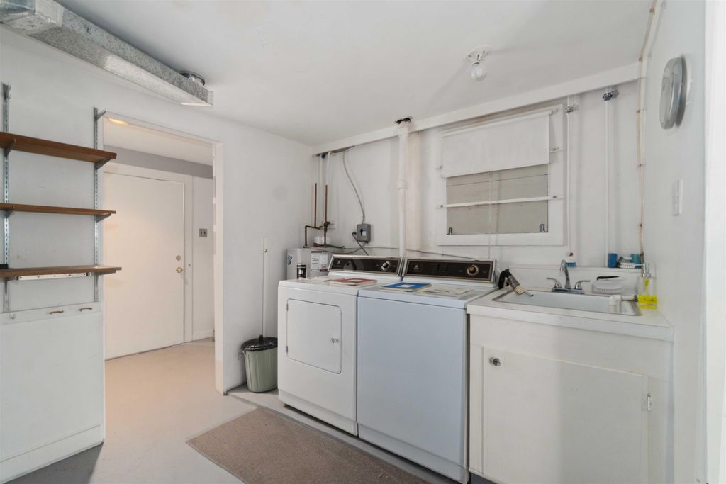 listing image 1100351096508405782