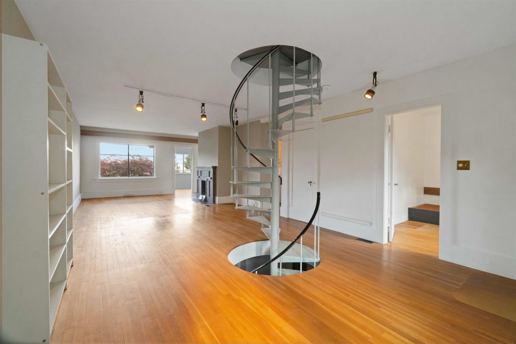 listing image 1106357470306531990