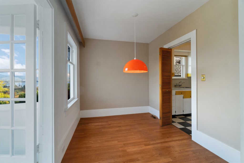 listing image 1103260215624707146