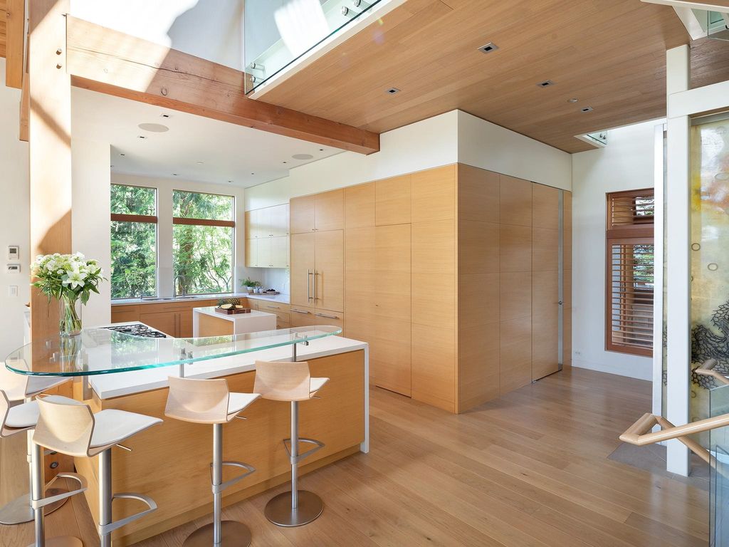 listing image 1109339795811961083