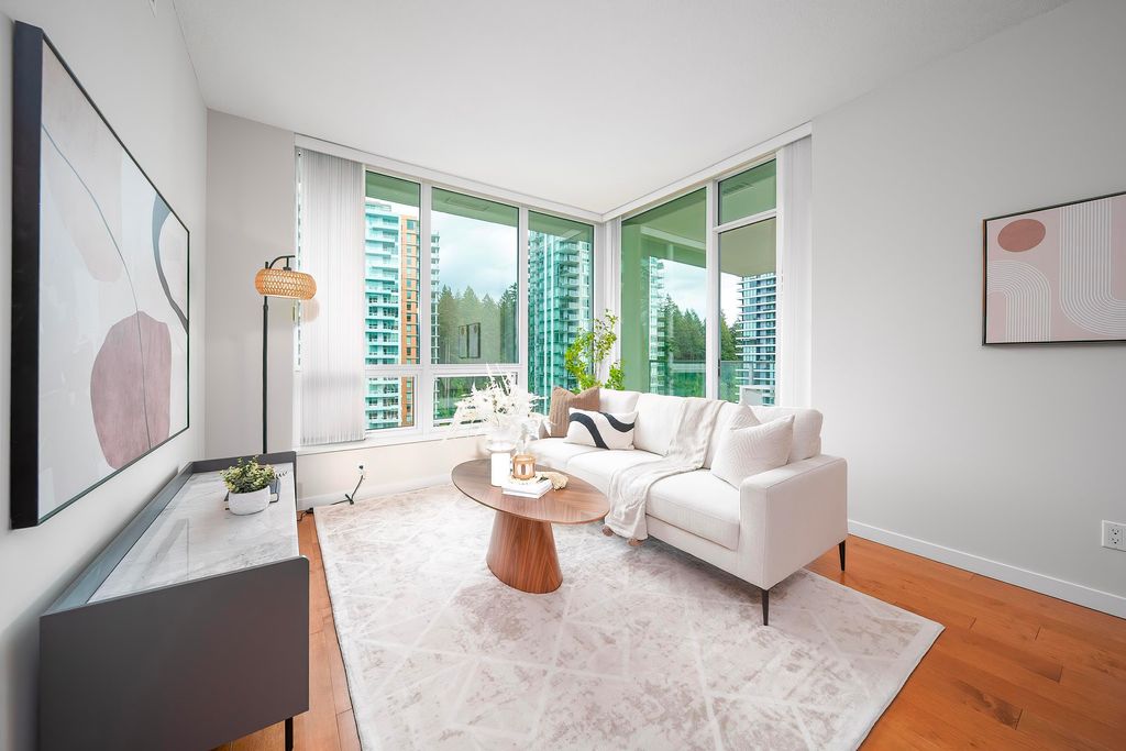 listing image 1106855617352994145