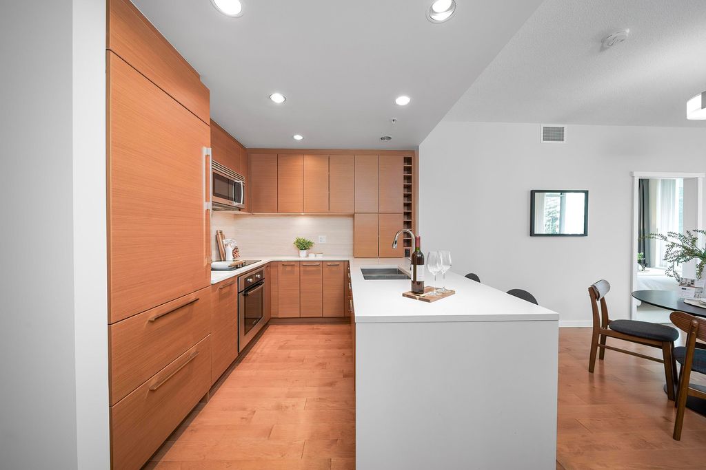 listing image 1109195455434686352