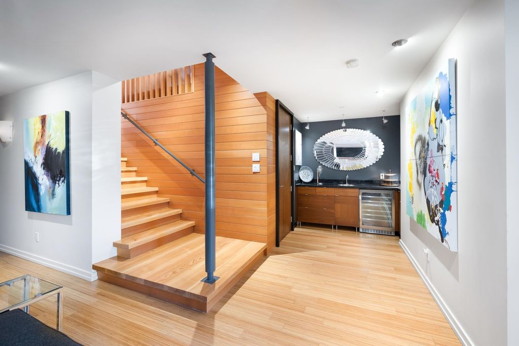 listing image 1100525289237080515