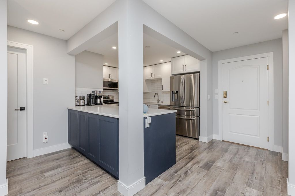 Photo of 20894 57 Avenue #102, Langley, BC V3A 8M7 (MLS # R3060665)