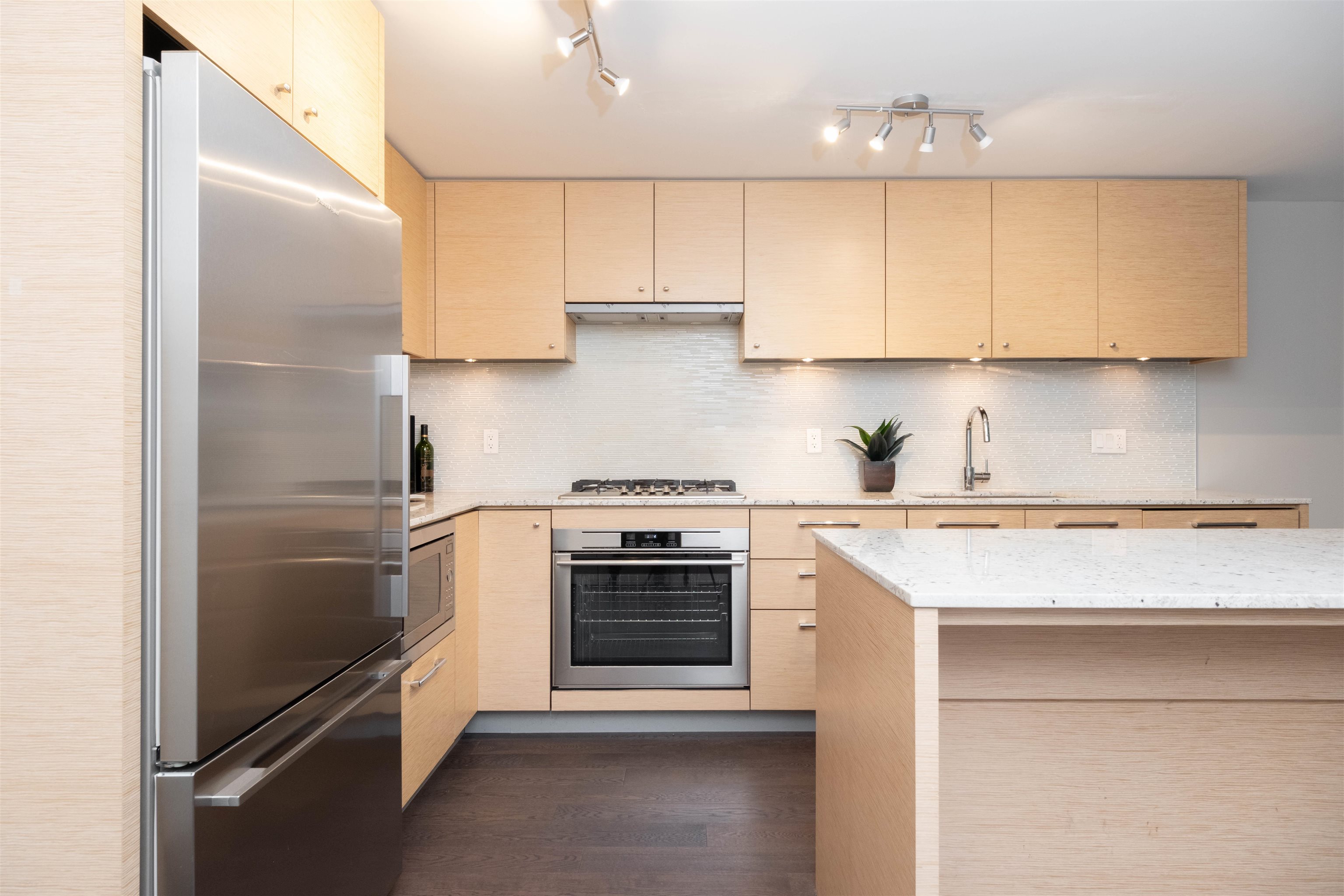 6180 Cooney Road 505