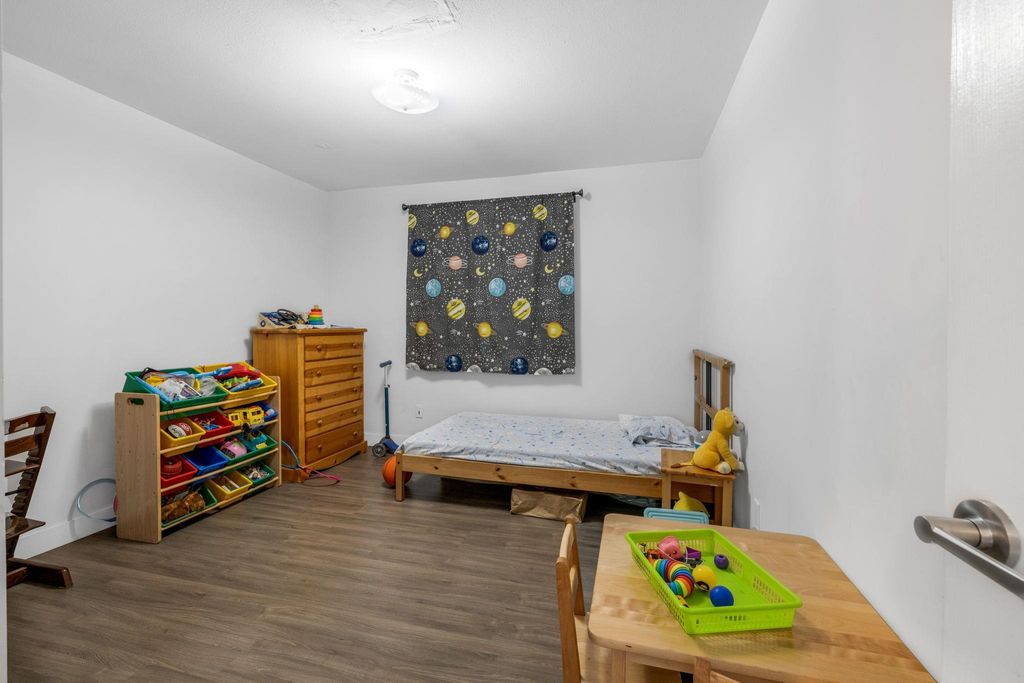 listing image 1103281825355028255