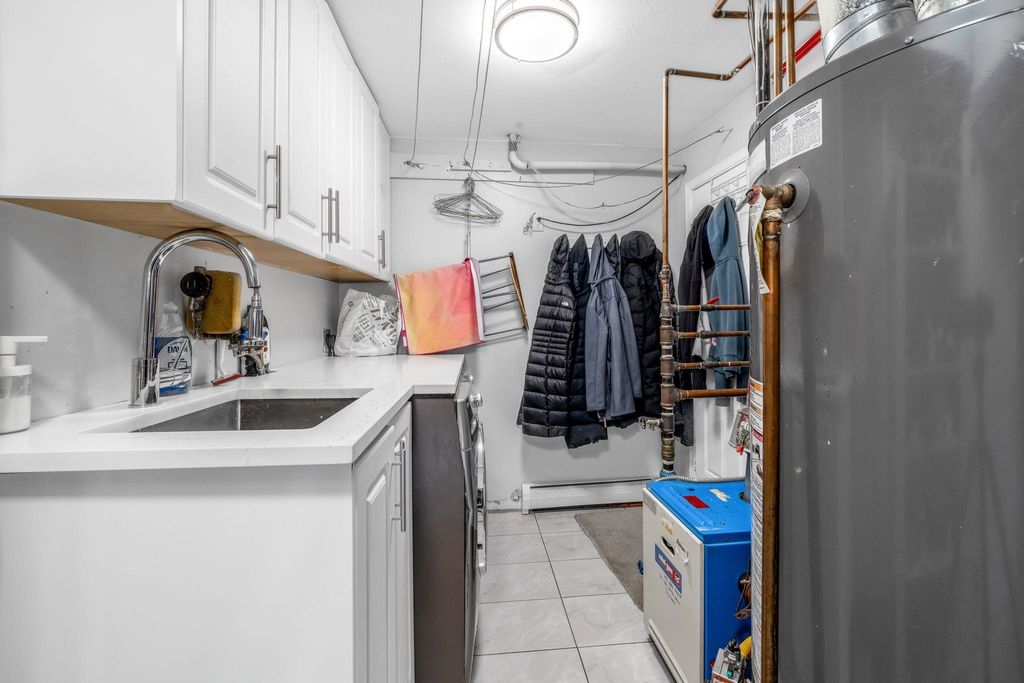 listing image 1109996122775641508