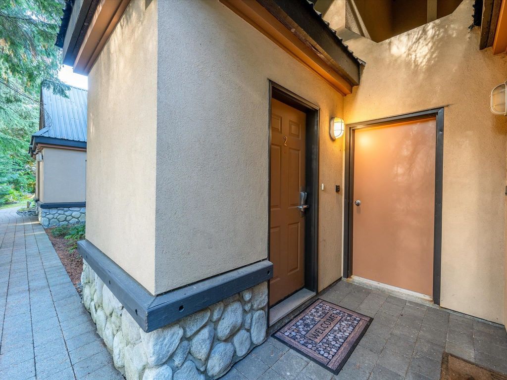 listing image 1104239755444941320