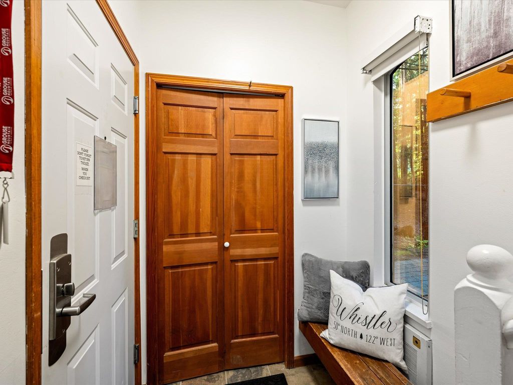 listing image 1100264875187983023