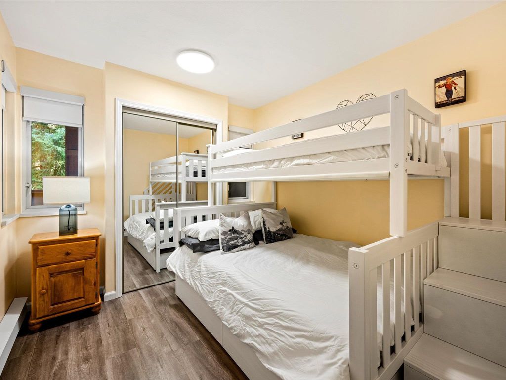 listing image 1101042822670893253