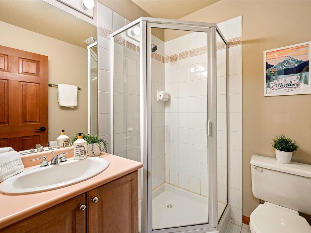 listing image 1108696301827475887