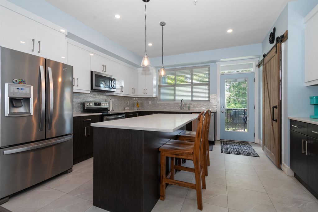 Photo of 45395 Spadina Avenue #2, Chilliwack, BC V2P 0H3 (MLS # R3115088)