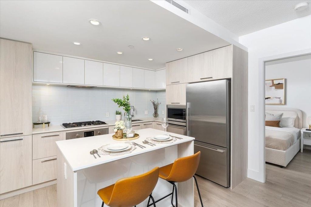 listing image 1106401203454238346