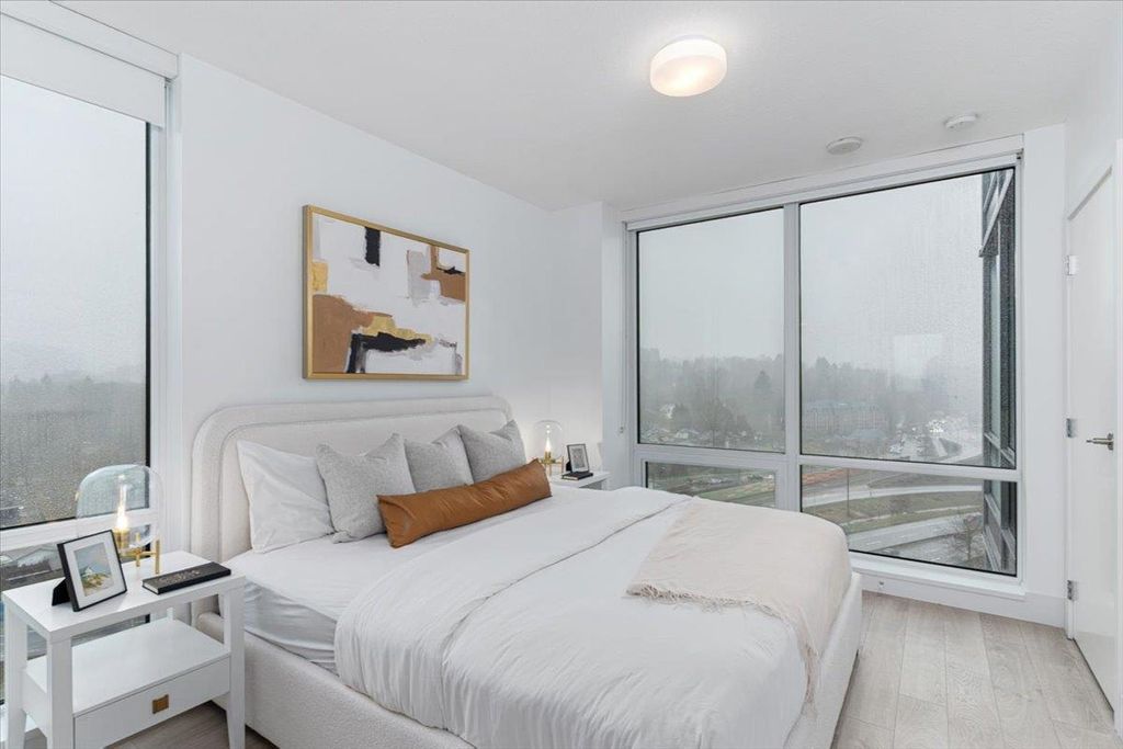 listing image 1108869594394950020