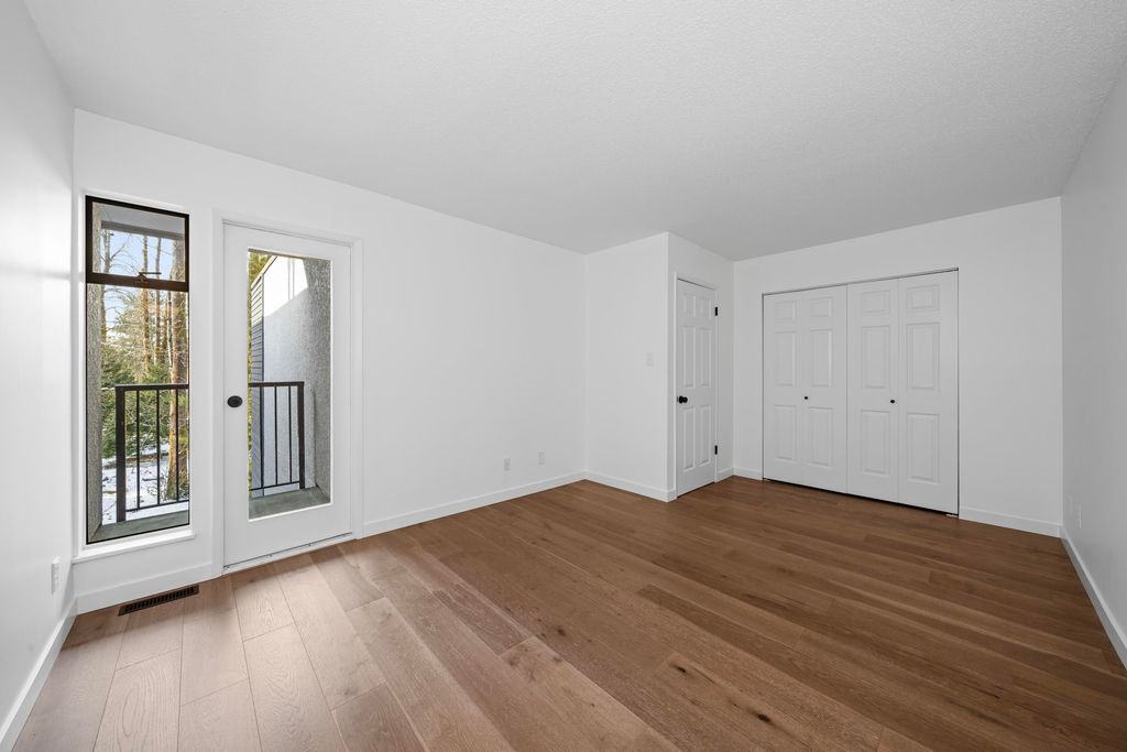 listing image 1108333494424796091