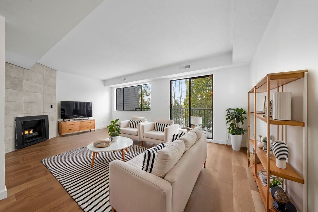 listing image 1102681383922990483