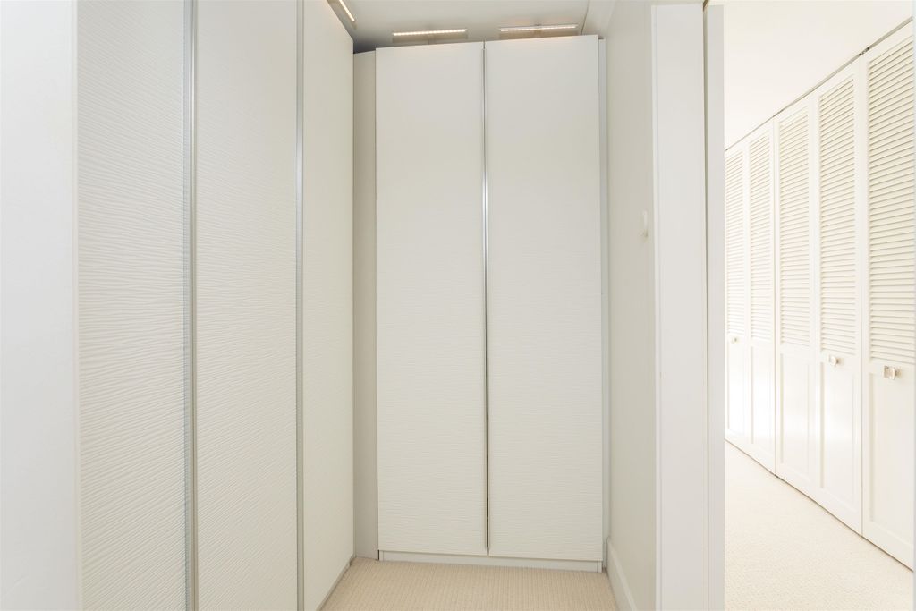 listing image 1103017302276970927