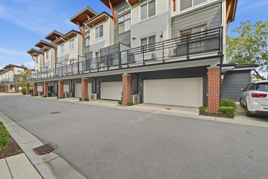 Photo of 22128 48a Avenue #36, Langley, BC V3A 0L6 (MLS # R3167037)