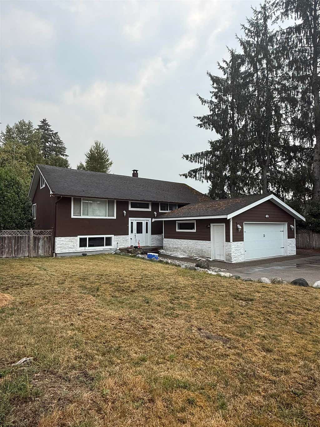 Photo of 11926 236 Street, Maple Ridge, BC V4R 2G2 (MLS # R3157021)