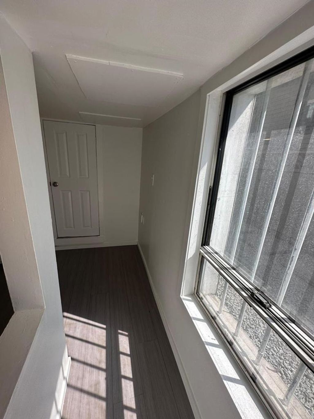 listing image 1102522022623632788