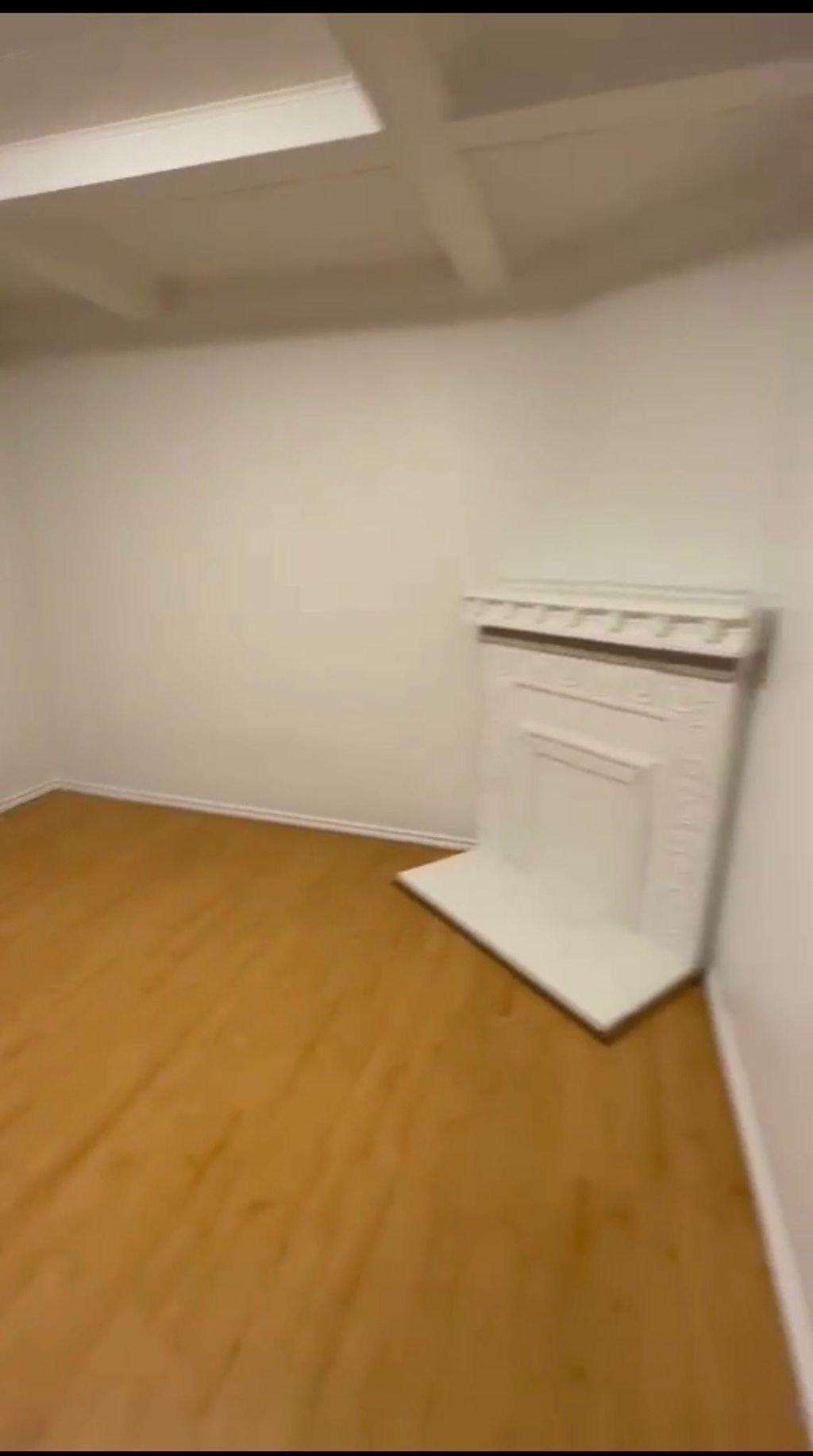 listing image 1107394097216959520