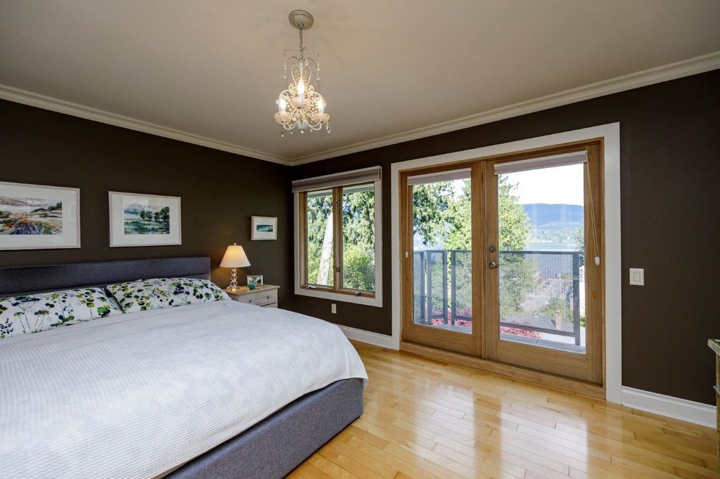 listing image 1101447239868850311
