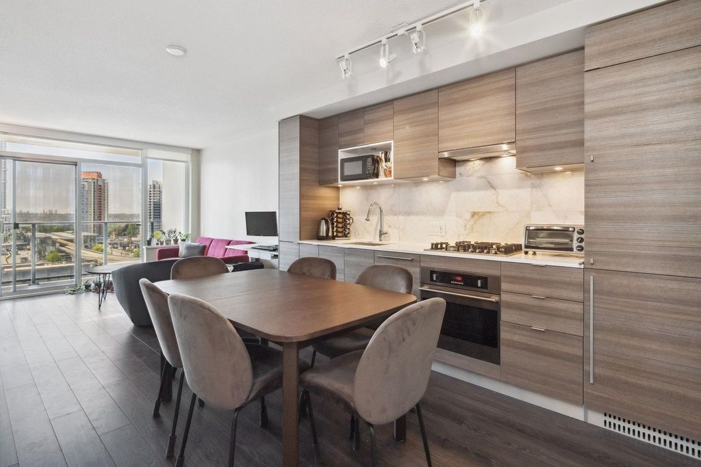 listing image 1107975229350857774